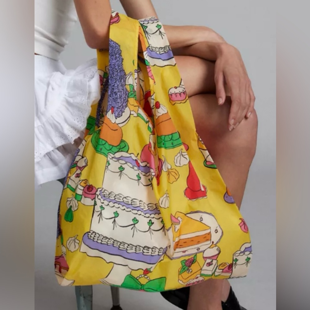 BAGGU Pink and Yellow Standard Reusable Bag in Patisserie Design